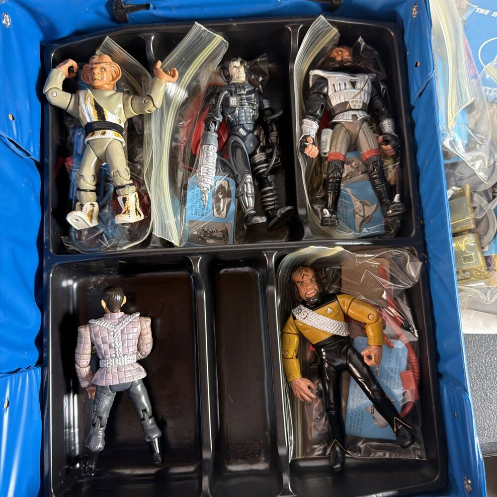 Star Trek The Next Generation Collectors Figure Case 1993 Vintage Tara Toy Corp